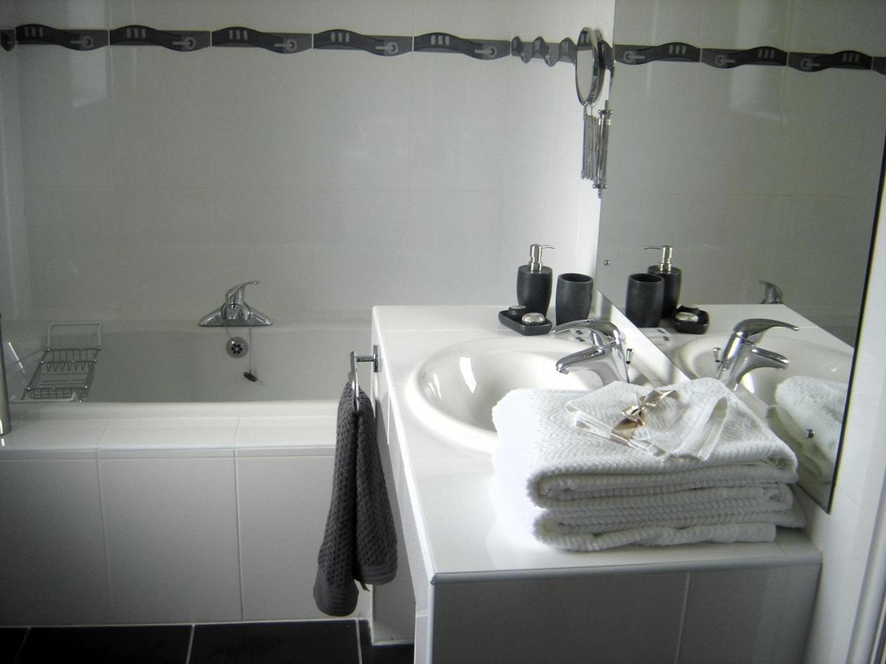 Fuchsia Lodge - New Luxury 5* Beachside Lodge With Sauna - 4 Beds Ensuite - Spectacular Location 瓦特维尔 外观 照片